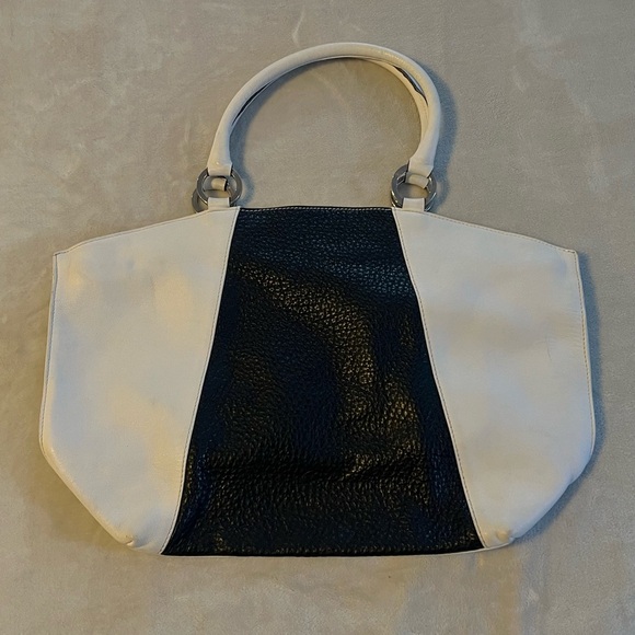 cats genuine leather made in spain black/white - Picture 1 of 3